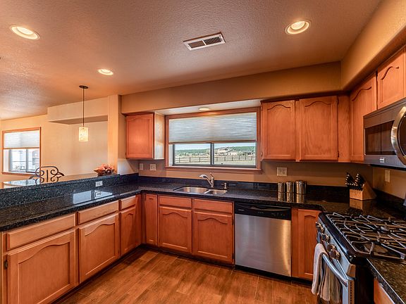5th image of 7055 N Greene Ln