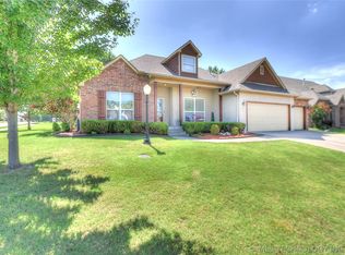 10302 N 143rd East Ave, Owasso, OK 74055