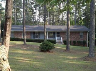 120 Pine Needle Dr, Fayetteville, GA 30215