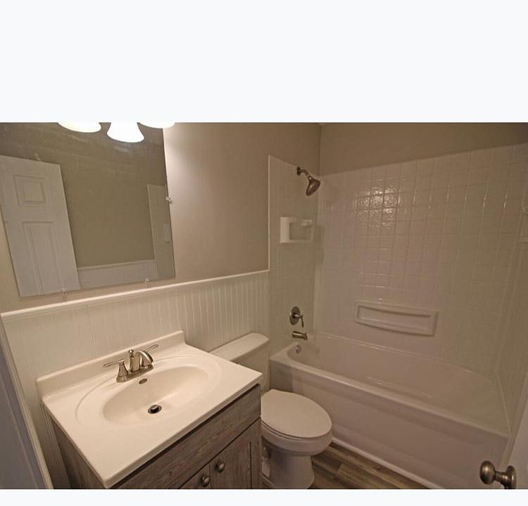 1st image of 1732 Carolina St