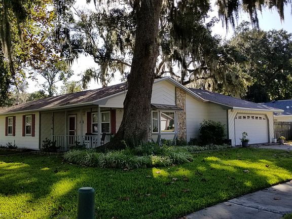3rd image of 981 E Bramblebush Cir