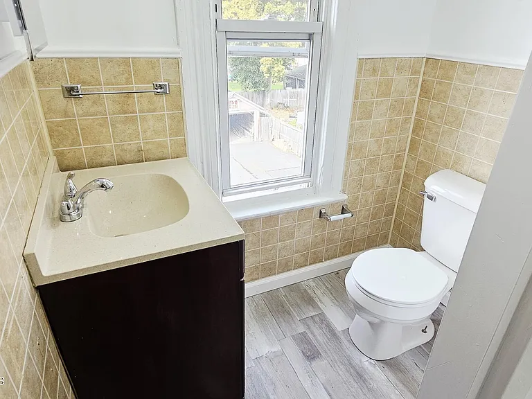 128 S Rebecca Ave — Photo 10