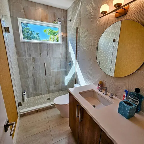 2408 Nassau St — Photo 15
