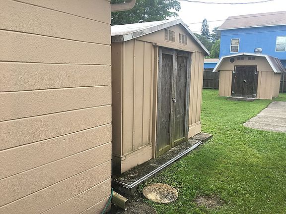 5th image of 3708 Stokes Dr