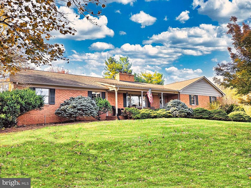 1st image of 174 Rorrer Cir