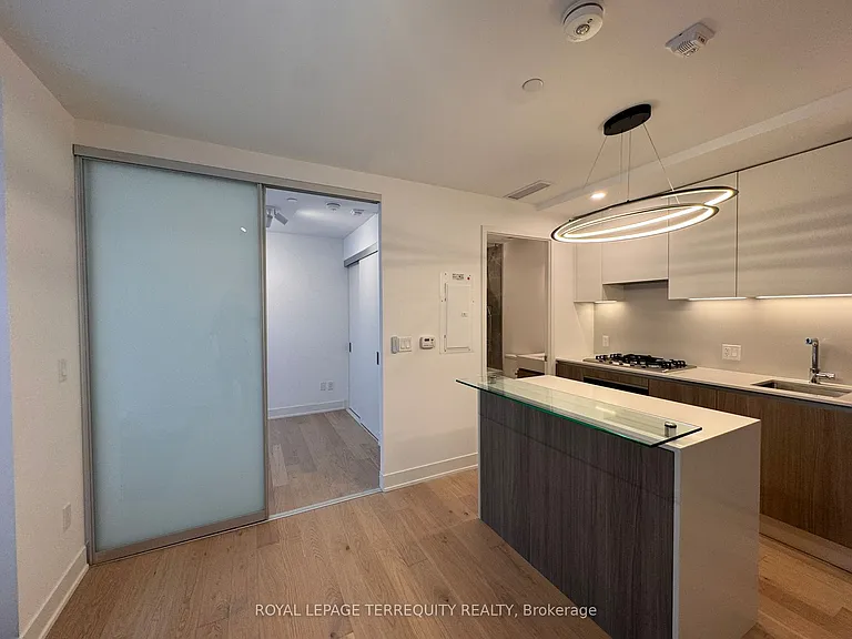 200 Keewatin Ave #103 — Photo 6