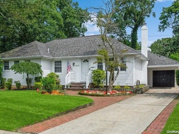 2875 Morgan Drive, Wantagh, NY 11793