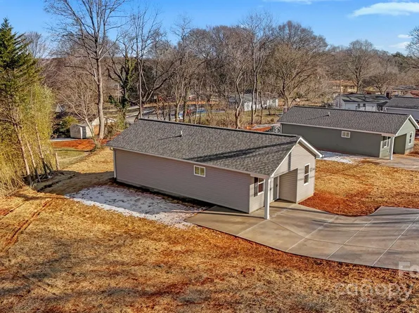 1463 Southwest Blvd, Newton, NC 28658