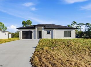 107 E 15th St, Lehigh Acres, FL 33972