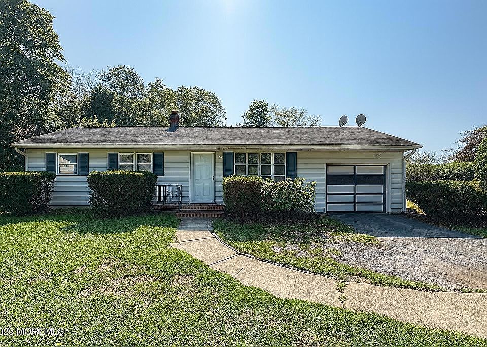 1st image of 681 Aldrich Rd