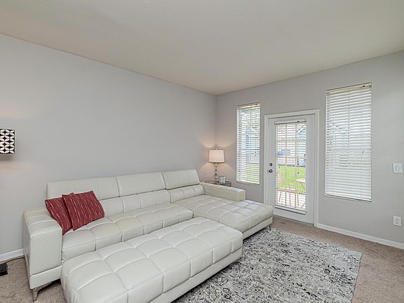 4th image of 13703 N Richmond Park Dr #1505