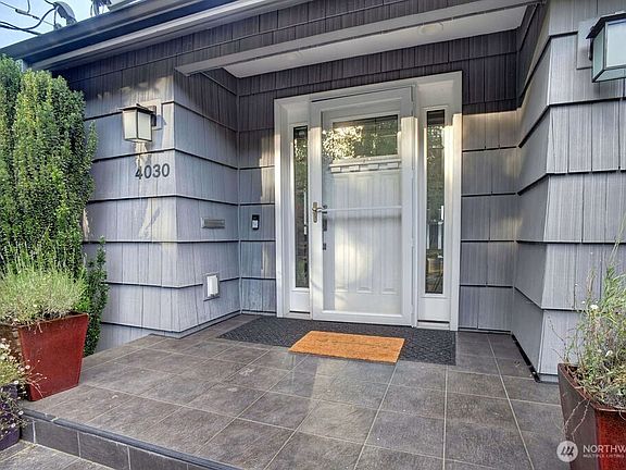 3rd image of 4030 26th Avenue W