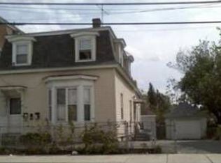 123 Springfield St, Lawrence, MA 01843