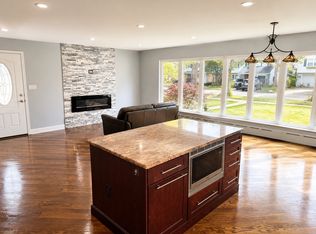 517 S Dryden Pl, Arlington Heights, IL 60005