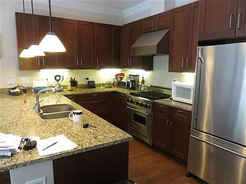 1st image of 648 W Wellington Ave #2