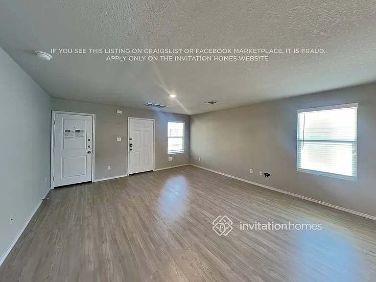7418 Adaja Riv — Photo 3