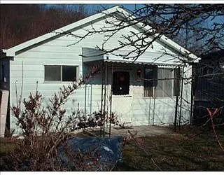 88 Locust St photo 1