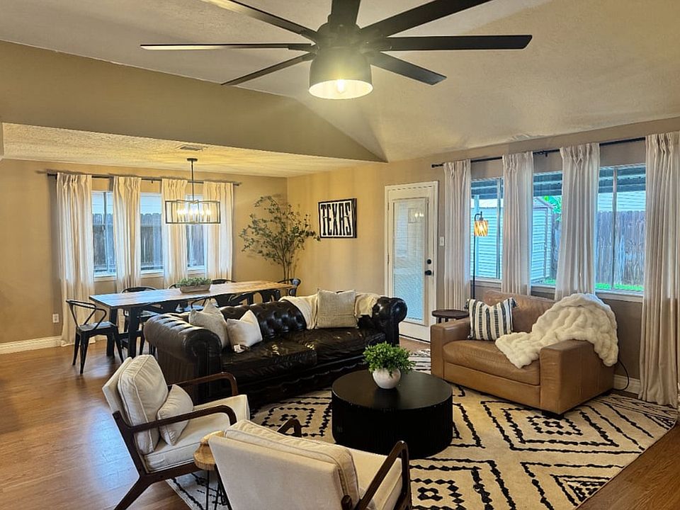 1st image of 2406 Strait Ln