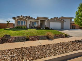 472 N 3700 W, Hurricane, UT 84737