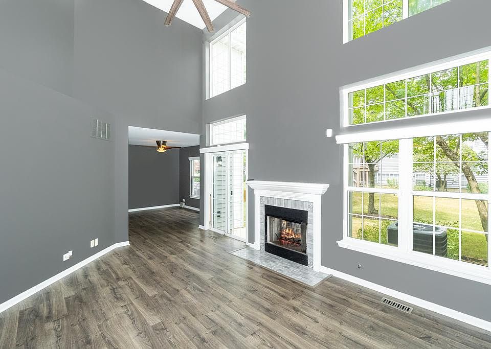 2318 Foxmoor Ln Aurora, IL, 60502 Apartments for Rent Zillow