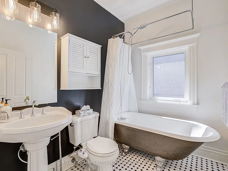 45 Wychwood Ave — Photo 26
