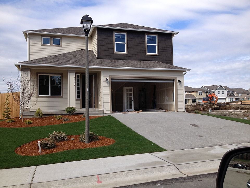 1st image of 15526 82nd Ave E