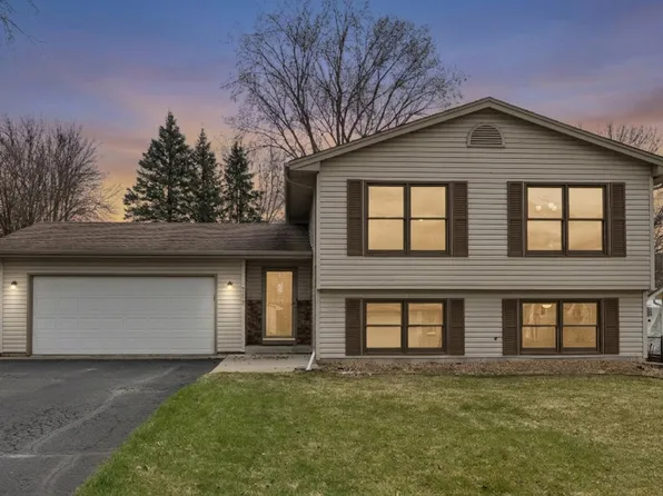 738 N Hay Lake Rd, Eagan, MN 55123