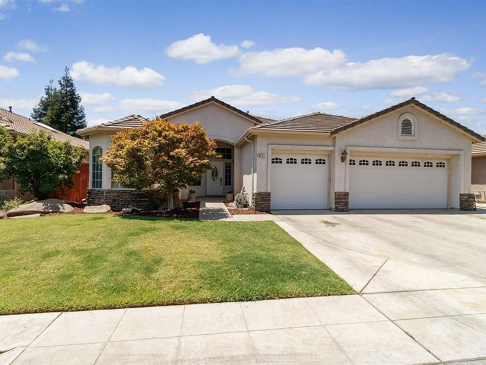 1st image of 8421 N Thyme Way