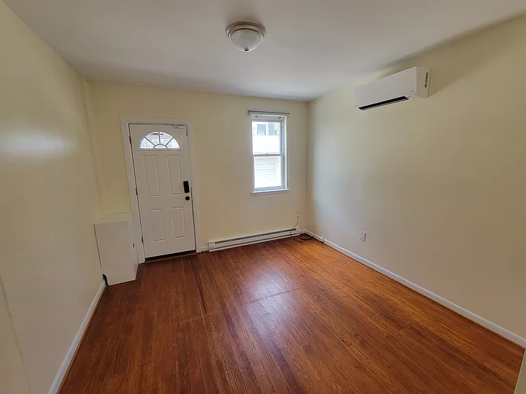 2221 Choptank Ct — Photo 2