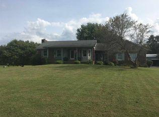 1633 Country Rd, Boonville, IN 47601