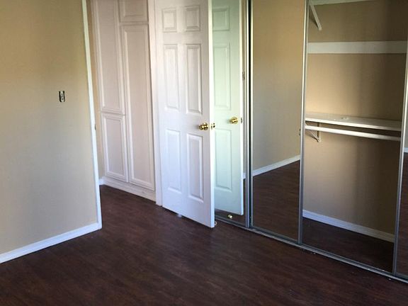 5th image of 1941 Wilcox Ave APT 10