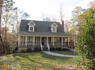 4867 Oakwood Ct, Loganville, GA 30052