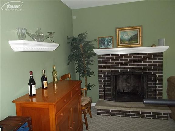 2nd image of 1310 Greenview Dr
