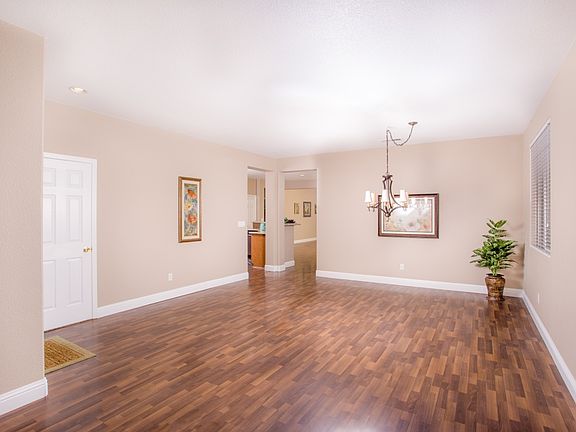 2nd image of 203 Dalton Ct