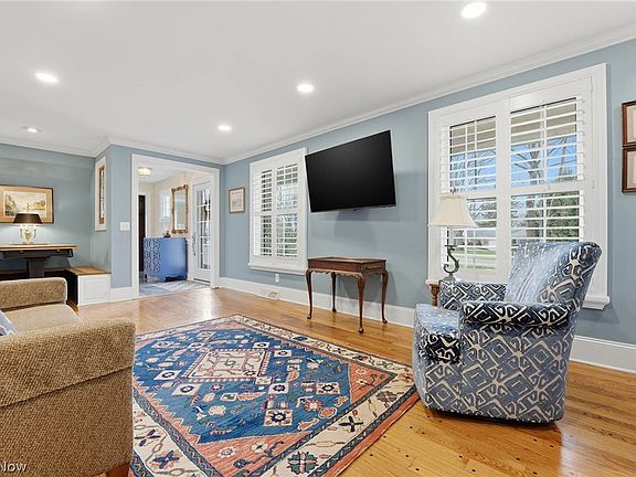 3rd image of 2033 Red Coach Rd NW