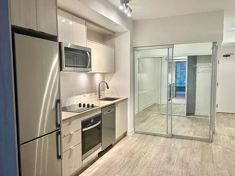 70 Princess St #311 — Photo 3