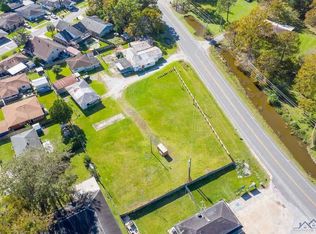 377 Bayou Dularge Rd, Houma, LA 70363