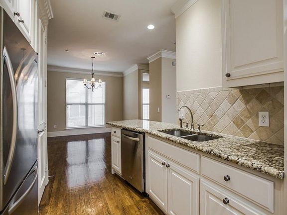 5th image of 4144 Grassmere Ln Unit 2