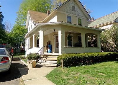 1st image of 713 E Washington Ave