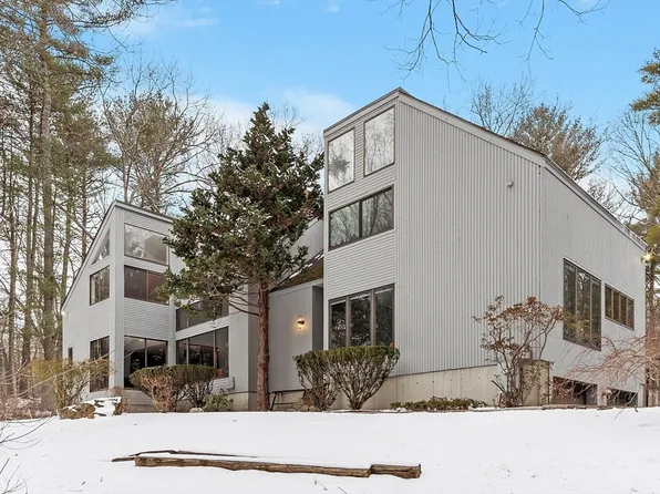 91 Laurelwood Dr, Carlisle, MA 01741