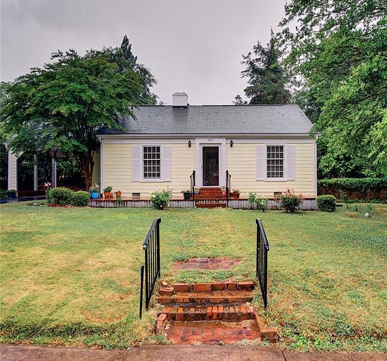 305 N Church St, Walhalla, SC 29691 Zillow