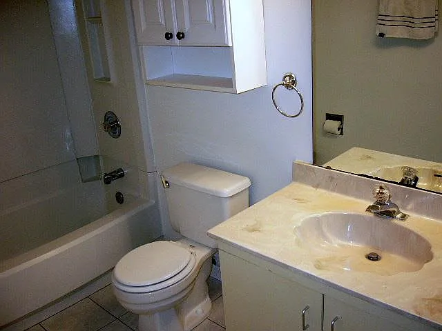 1692 E Swan Cir — Photo 6