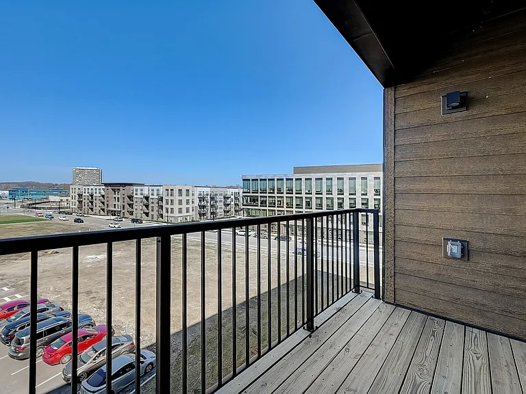 Patio View Facing The Thomas