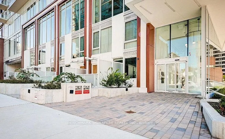 2 bed, $2,550 — Photo 2