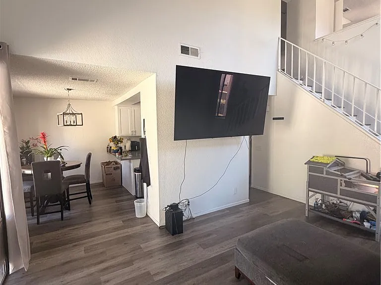 1031 S Palmetto Ave — Photo 5