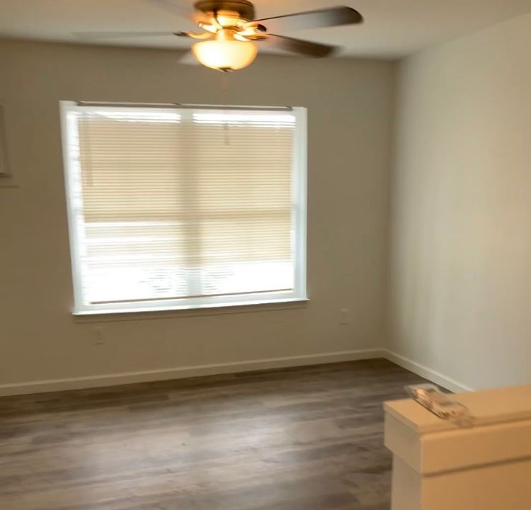1st image of 3559 Southern Ave #19