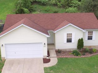 2225 Fairway, High Ridge, MO 63049
