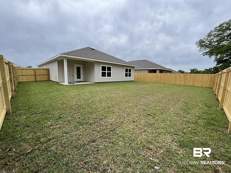 14836 Dayton Cir — Photo 12
