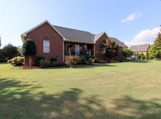4648 Matthews Rd, Cedar Hill, TN 37032