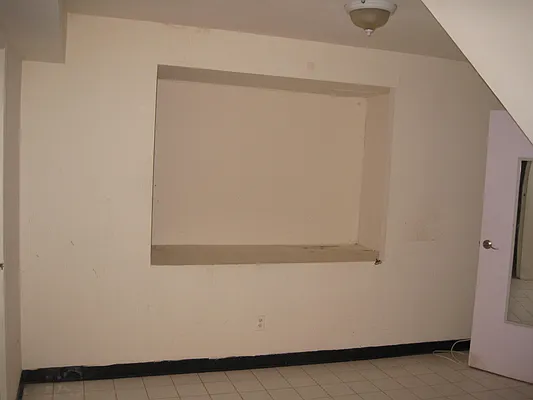 Rented by 18 REALTY | media 29